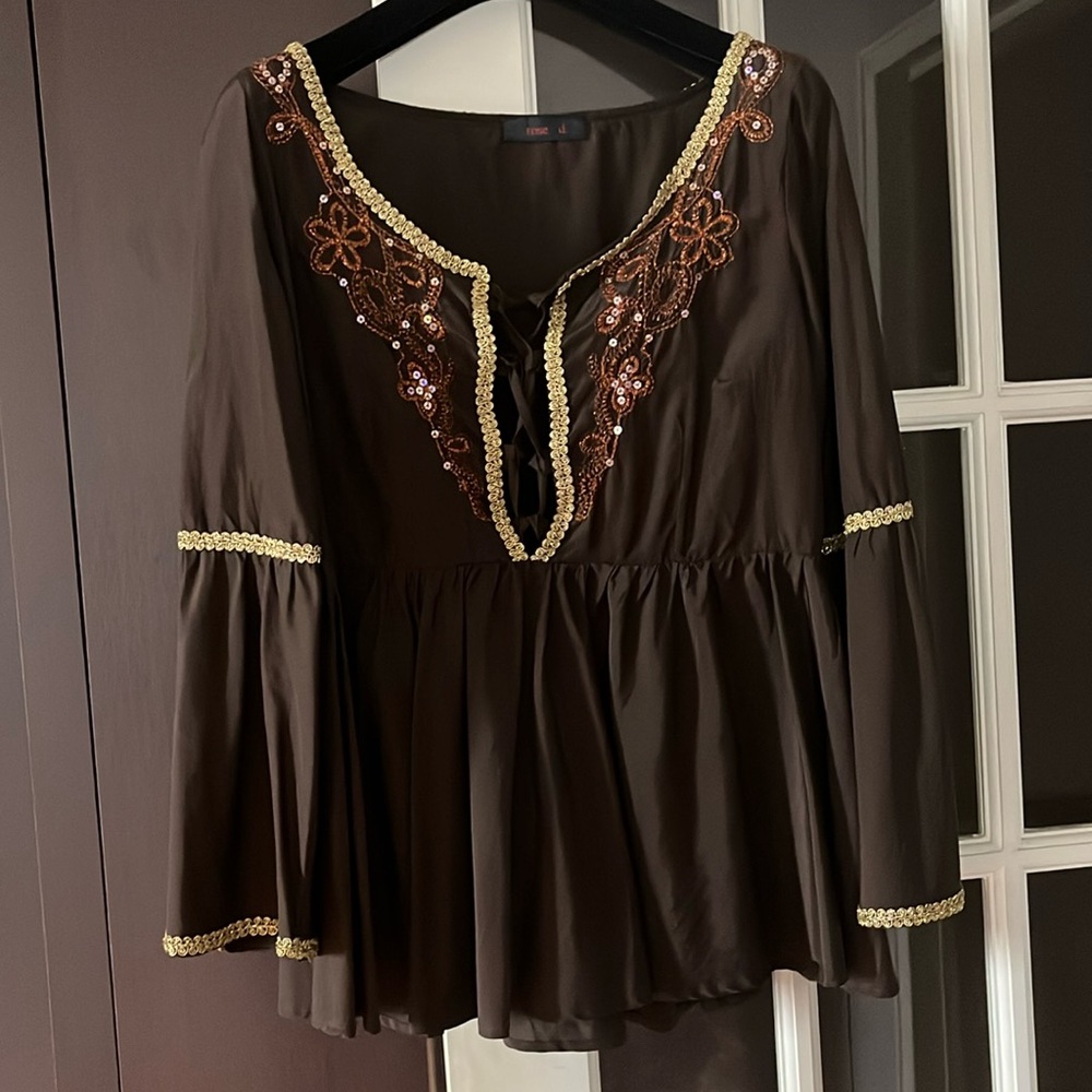 Women’s Bohemian Top sz L brown gold dressy
